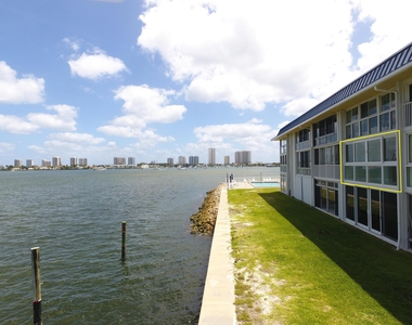 400 Wilma Circle - Photo Thumbnail 2
