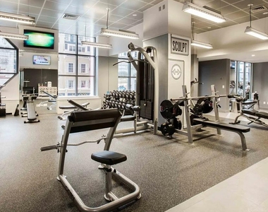 235 West 48th Street - Photo Thumbnail 5