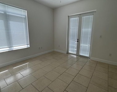 1203 Town Center Drive - Photo Thumbnail 10