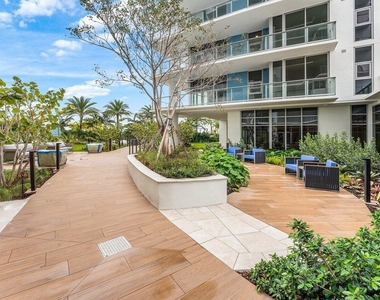 220 Lake Shore Drive - Photo Thumbnail 53
