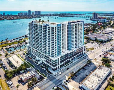 220 Lake Shore Drive - Photo Thumbnail 35
