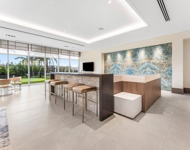 220 Lake Shore Drive - Photo Thumbnail 47