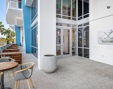 220 Lake Shore Drive - Photo Thumbnail 62