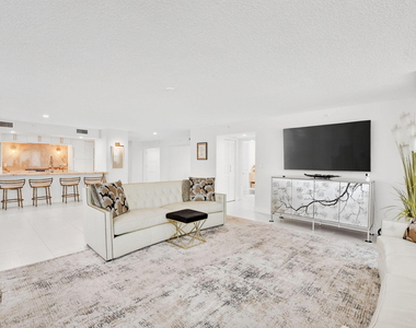 7233 Promenade Drive - Photo Thumbnail 25