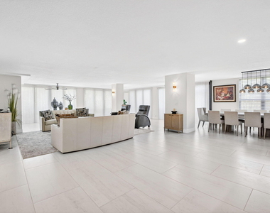 7233 Promenade Drive - Photo Thumbnail 5