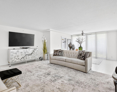 7233 Promenade Drive - Photo Thumbnail 22