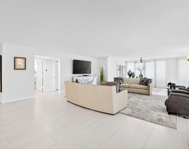 7233 Promenade Drive - Photo Thumbnail 21