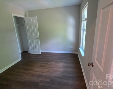 7147 Henderson Valley Lane - Photo Thumbnail 13