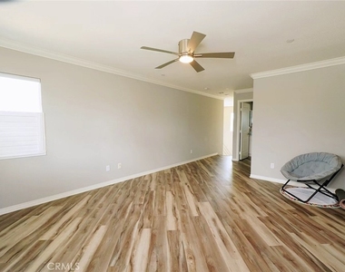 103 Cambria Court - Photo Thumbnail 16