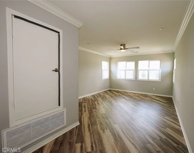 103 Cambria Court - Photo Thumbnail 17