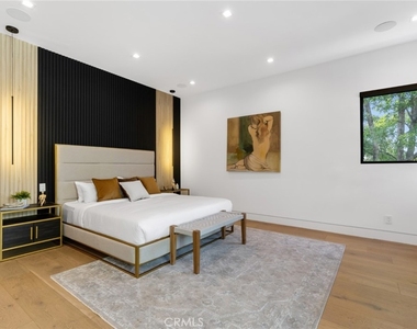 5702 Melvin Avenue - Photo Thumbnail 25