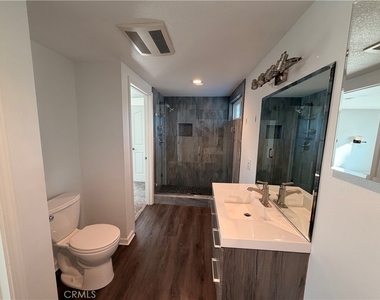 13381 Epping - Photo Thumbnail 14