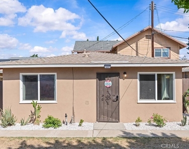 1097 Bonita Street - Photo Thumbnail 24