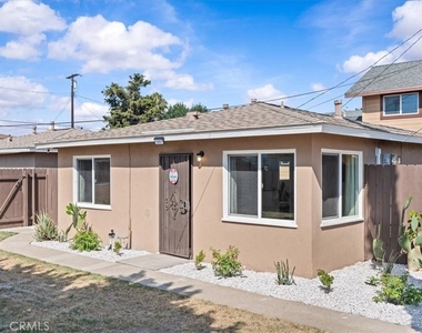 1097 Bonita Street - Photo Thumbnail 25