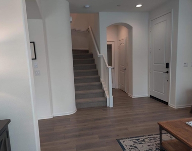 41983 Ornella Street - Photo Thumbnail 5