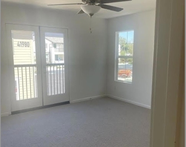 41983 Ornella Street - Photo Thumbnail 9