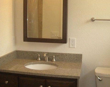 3063 Westfield Avenue - Photo Thumbnail 12