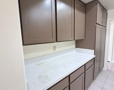 333 Calle Moreno - Photo Thumbnail 12