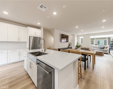 1484 Sunrise Ln. - Photo Thumbnail 2