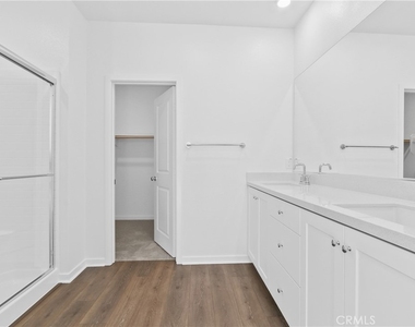 960 N Tangent Privado - Photo Thumbnail 17