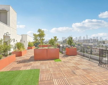 1350 Court Street - Photo Thumbnail 14