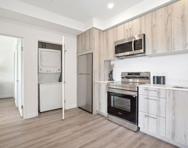 1350 Court Street - Photo Thumbnail 2