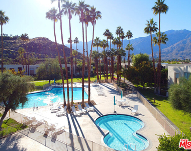 501 Desert Lakes Circle - Photo Thumbnail 3