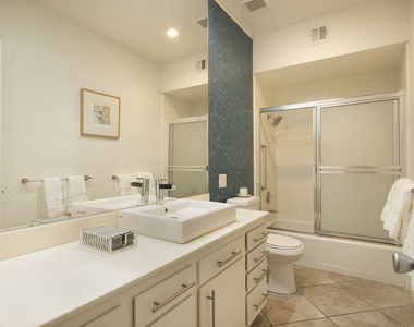 501 Desert Lakes Circle - Photo Thumbnail 33