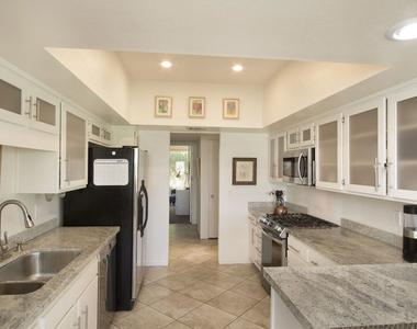 501 Desert Lakes Circle - Photo Thumbnail 20