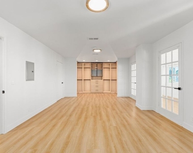 2522 Armacost Avenue - Photo Thumbnail 39
