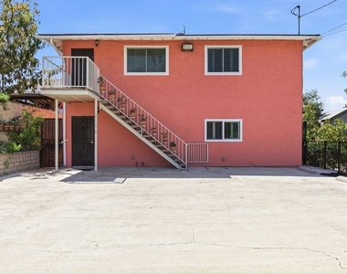 2752 Guirado Street - Photo Thumbnail 23