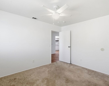 2752 Guirado Street - Photo Thumbnail 16
