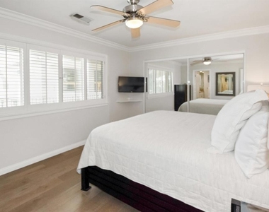 1052 Isabella Avenue - Photo Thumbnail 11