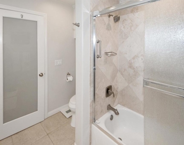 1052 Isabella Avenue - Photo Thumbnail 23