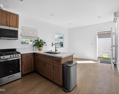 7817 Nita Avenue - Photo Thumbnail 2