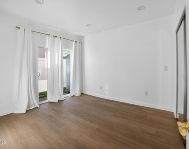 7817 Nita Avenue - Photo Thumbnail 8