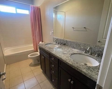 73629 Vermeer Way - Photo Thumbnail 7