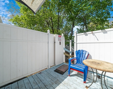 32 Dewey Street - Photo Thumbnail 16