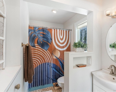 123 Windward - Photo Thumbnail 10