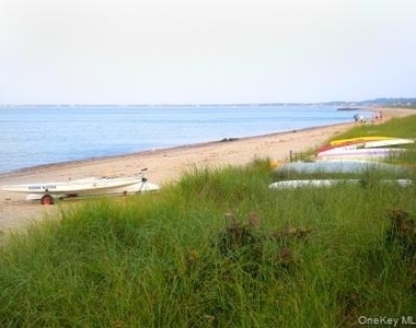 123 Windward - Photo Thumbnail 14