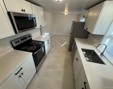 24 Vassar Street - Photo Thumbnail 1