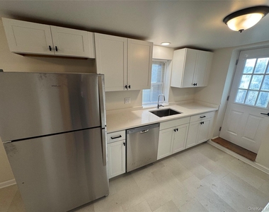24 Vassar Street - Photo Thumbnail 4