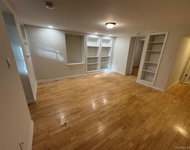 24 Vassar Street - Photo Thumbnail 6