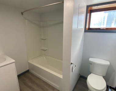 315 Upper Road - Photo Thumbnail 7