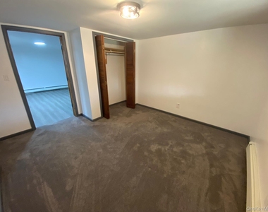 315 Upper Road - Photo Thumbnail 6