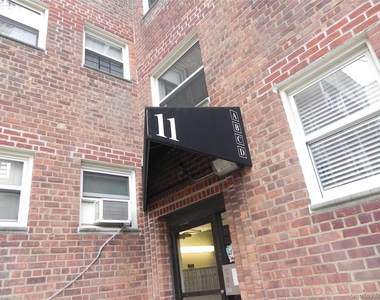 11 Schenck Avenue - Photo Thumbnail 1