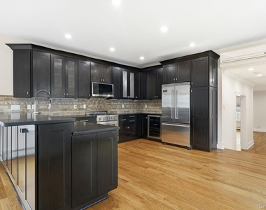 228 Central Avenue - Photo Thumbnail 4