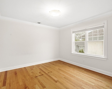 228 Central Avenue - Photo Thumbnail 11