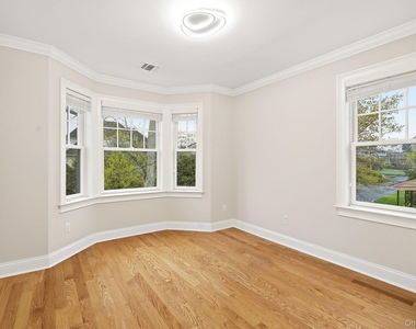 228 Central Avenue - Photo Thumbnail 10