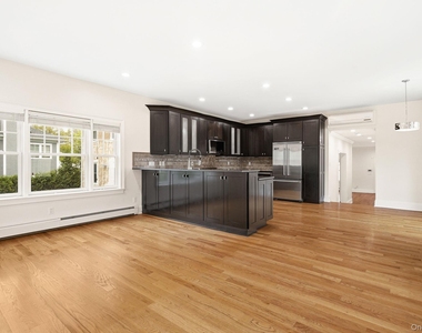 228 Central Avenue - Photo Thumbnail 3